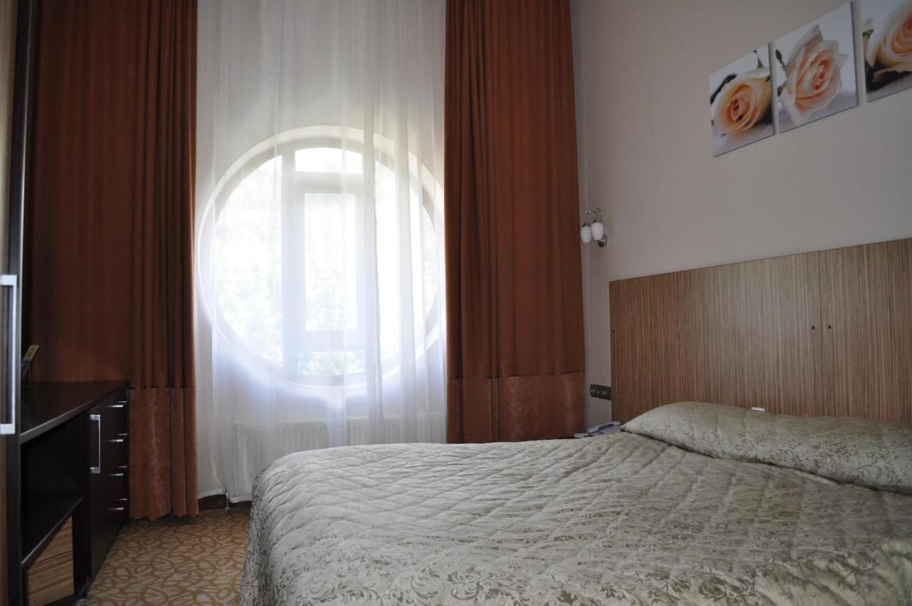 Kapriz Karakol Hotel Esterno foto