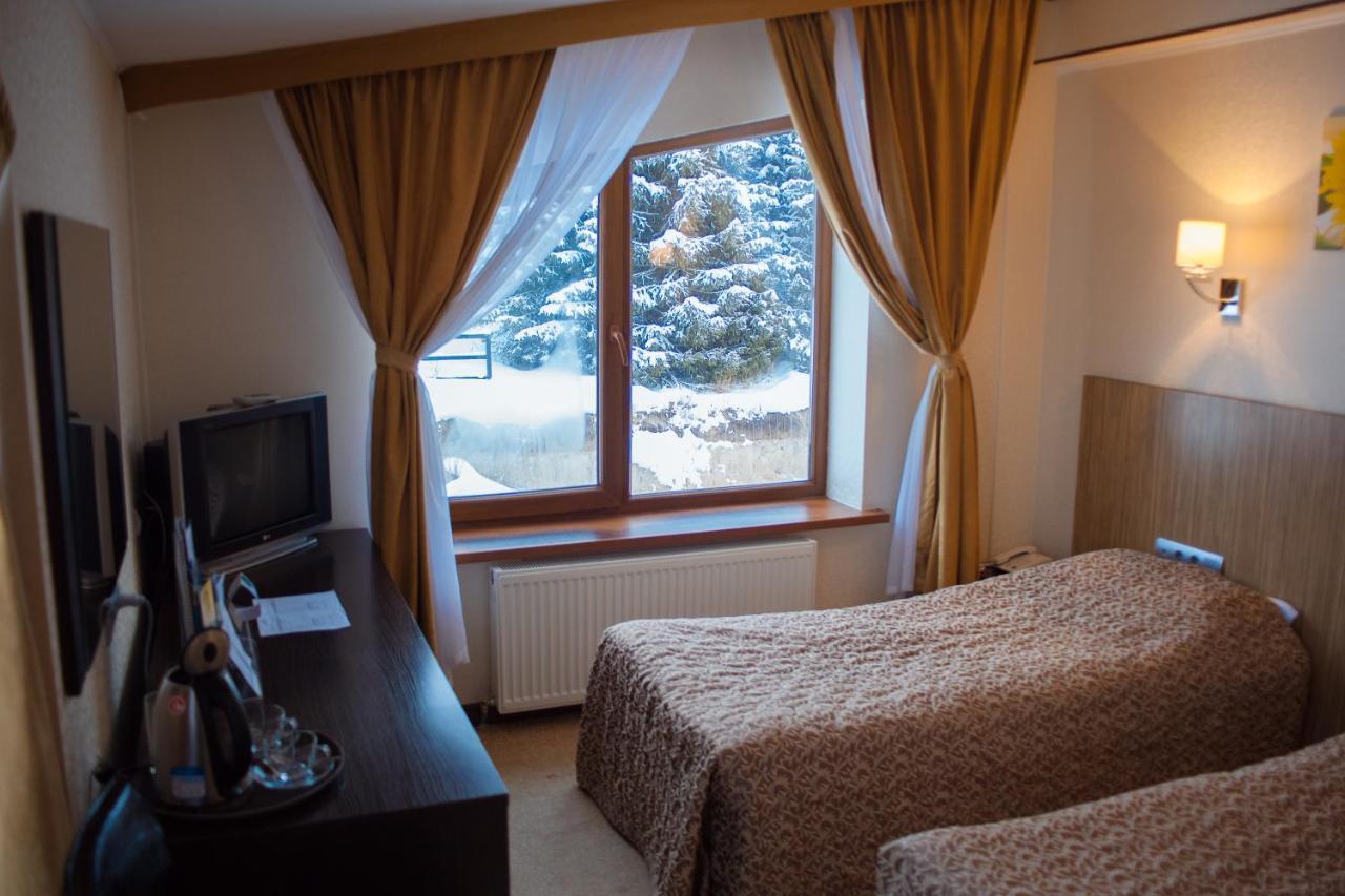 Kapriz Karakol Hotel Esterno foto