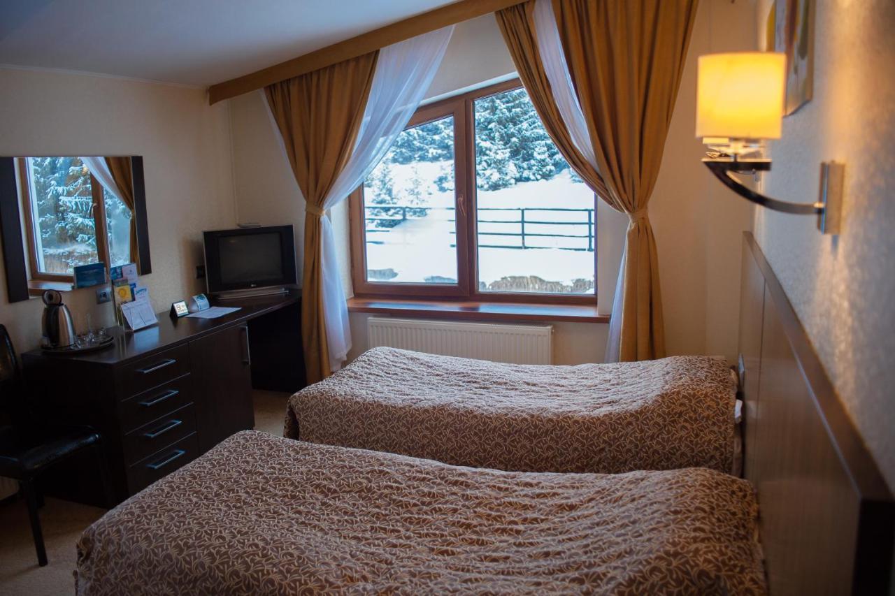 Kapriz Karakol Hotel Esterno foto